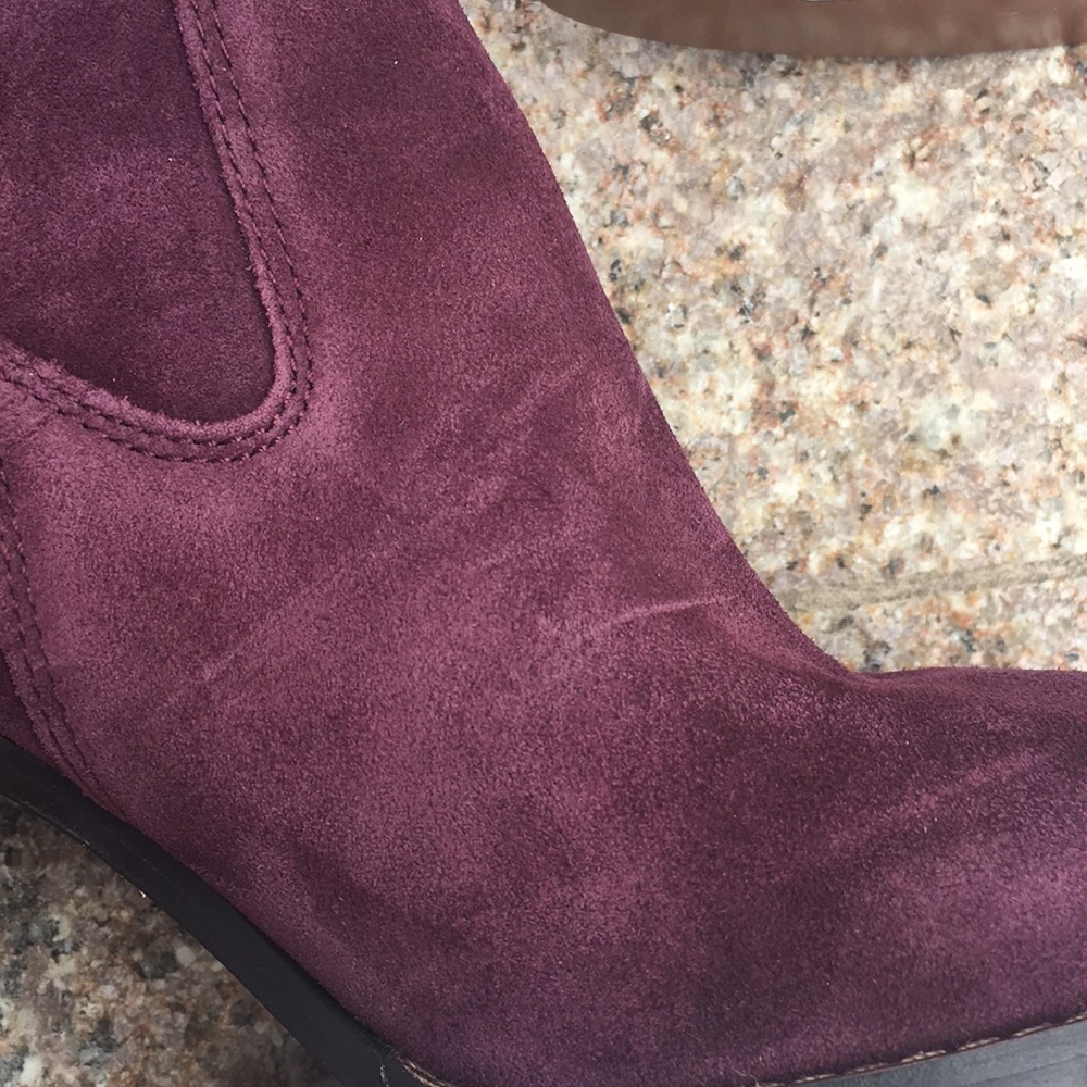 NWT burgundy knee high booths - Picture 4 of 7
